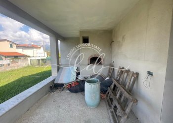 PHOTO-2025-10-18-12-58-23 2.jpg - Porzione di casa Camaiore - foto 5