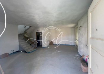 PHOTO-2025-10-18-12-58-23.jpg - Porzione di casa Camaiore - foto 8