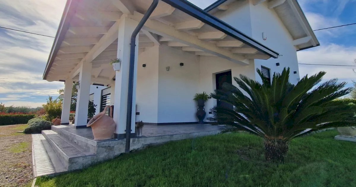 Villa Via Gabriele d'Annunzio, Collecorvino - foto 3