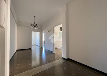 Four-room apartment Corso Sardegna, Genova (neighborhood Marassi) - photo 7