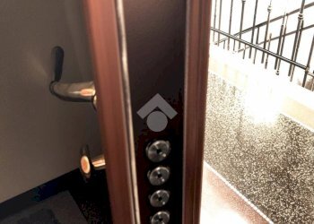 Four-room apartment Corso Sardegna, Genova (neighborhood Marassi) - photo 3