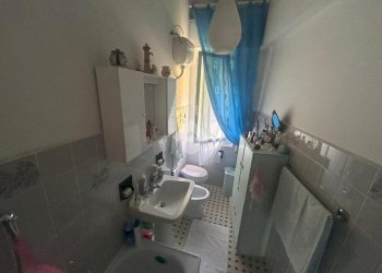 Quadrilocale Via Antonio Burlando, Genova (zona Marassi) - foto 31