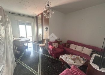 Quadrilocale Via Antonio Burlando, Genova (zona Marassi) - foto 12