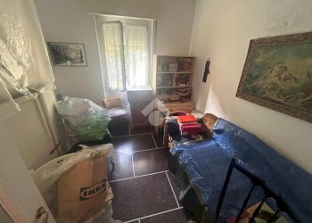 Quadrilocale Via Antonio Burlando, Genova (zona Marassi) - foto 8