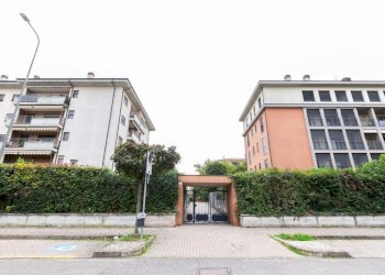 Four-room apartment Via Amerigo Vespucci, Cesano Boscone - photo 1