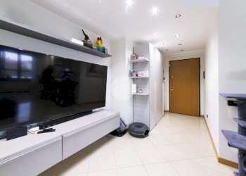 Four-room apartment Via Amerigo Vespucci, Cesano Boscone - photo 9