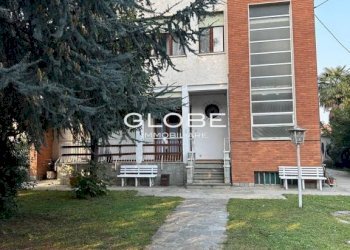 Facciata - Villa via Trieste, Ciriè - foto 2