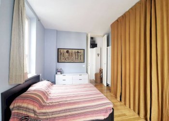 Camera da letto - Quadrilocale via Silvio Pellico, 29, Torino (zona San Salvario) - foto 17