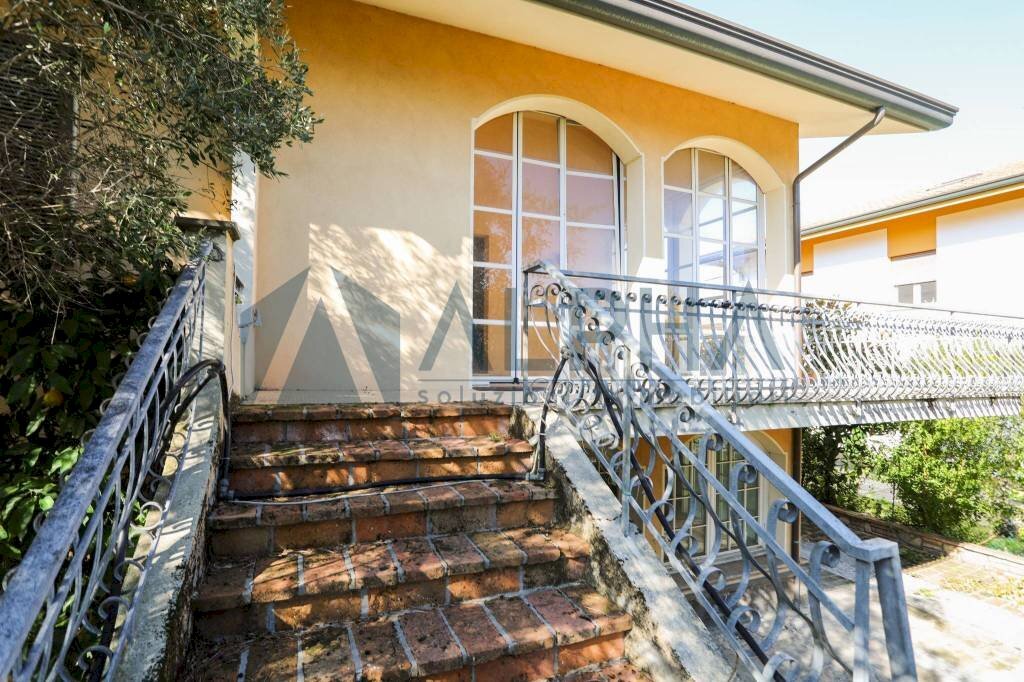 Interno palazzo - Villa via Andrea Costa, San Mauro Pascoli - foto 2