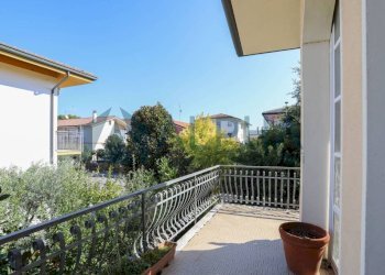 Balcone - Villa via Andrea Costa, San Mauro Pascoli - foto 16