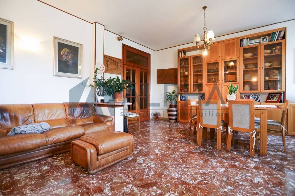 Salone - Quadrilocale via Quattordici, Cesena - foto 1