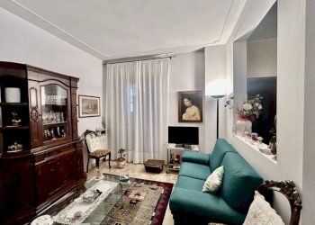 Salone - Appartamento corso Europa, 70, Alba - foto 2