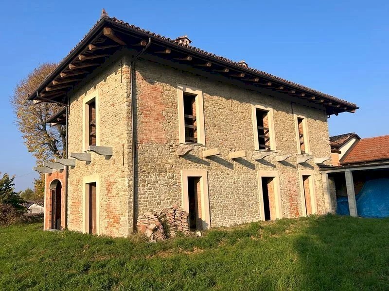 Villa Lequio Berria - photo 1