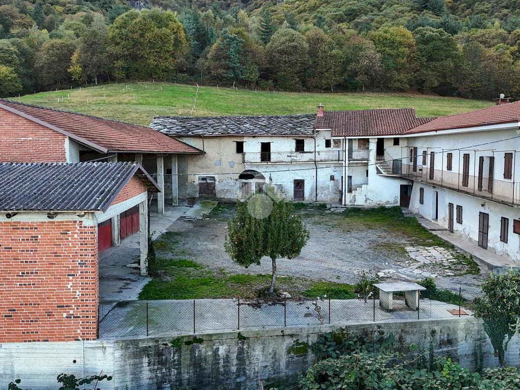 Casa indipendente Via Sasia, Envie - foto 2