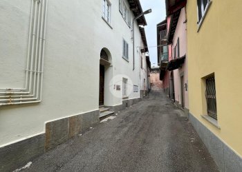 Two-room apartment Via Forneris, Barge - photo 2