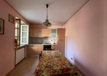 Two-room apartment Via Forneris, Barge - photo 6