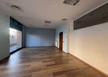 Foto 7 - Negozio Piazza delle Tessitrici, Malnate - foto 7