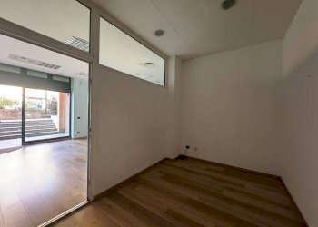 Foto 9 - Negozio Piazza delle Tessitrici, Malnate - foto 9