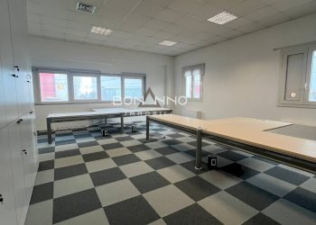 Foto 12 - Office Via Del Lavoro
 
16, Vedelago - photo 12