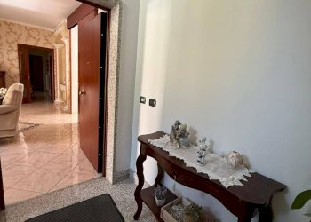 Foto 3 - Stabile - Palazzo Via Padre Pio
 
24, Palagiano - foto 3