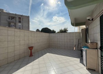 Foto 12 - Stabile - Palazzo Via Padre Pio
 
24, Palagiano - foto 12