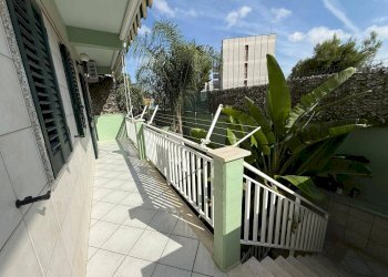 Foto 15 - Stabile - Palazzo Via Padre Pio
 
24, Palagiano - foto 15