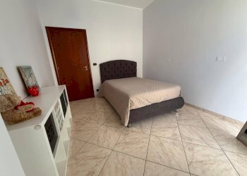 Foto 17 - Stabile - Palazzo Via Padre Pio
 
24, Palagiano - foto 17