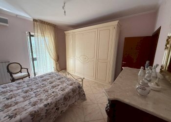 Foto 20 - Stabile - Palazzo Via Padre Pio
 
24, Palagiano - foto 20