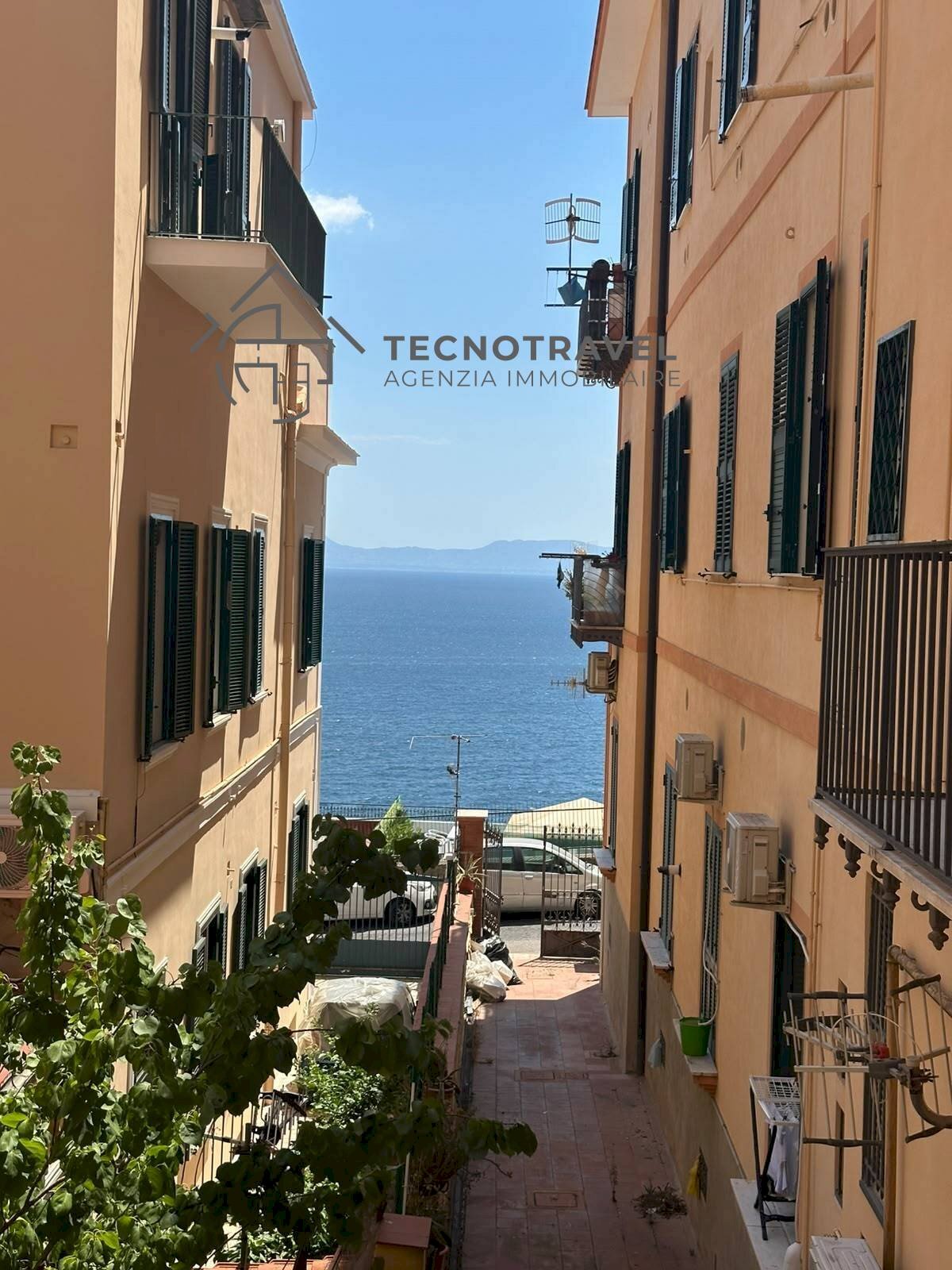 Foto 1 - Trilocale via del parco carelli
 
42, Napoli - foto 1