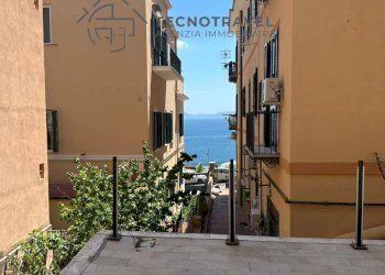 Foto 2 - Trilocale via del parco carelli
 
42, Napoli - foto 2
