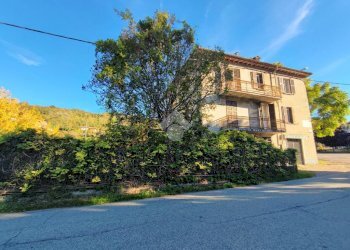 Independent house Via Roma, Garbagna - photo 1