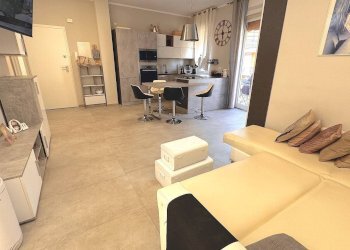 Foto 3 - Trilocale via pinee
 
43, Pietra Ligure - foto 3