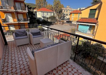 Foto 12 - Trilocale via pinee
 
43, Pietra Ligure - foto 12