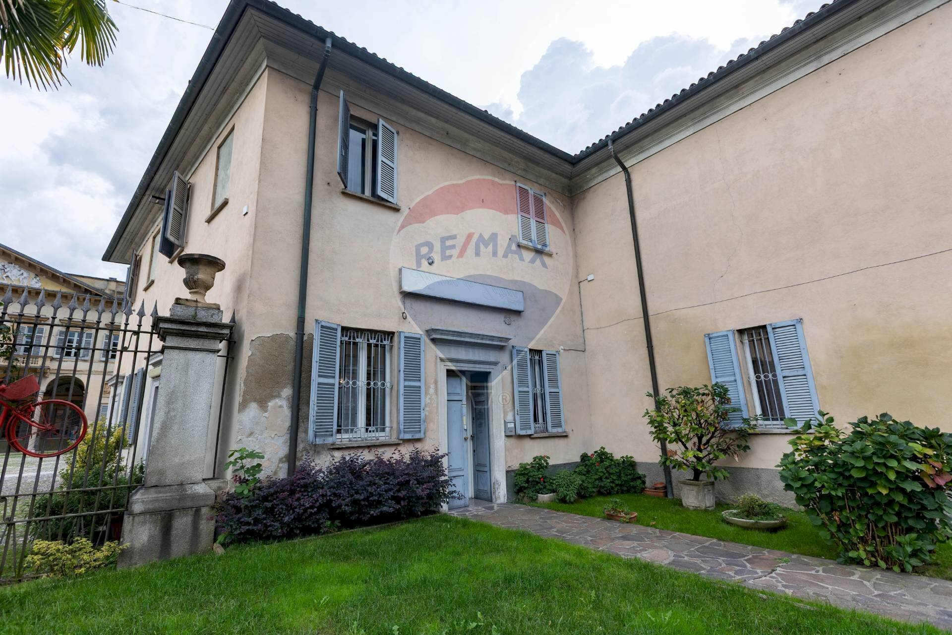 Ingresso - Locale Commerciale via Garibaldi
 
4, Vanzago - foto 3