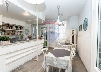 Locale bar - Locale Commerciale via Garibaldi
4, Vanzago - foto 14