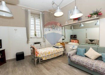 Locale - Locale Commerciale via Garibaldi
4, Vanzago - foto 19