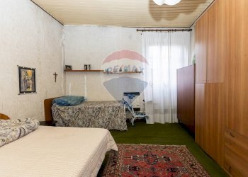 Camera / camera da letto - Locale Commerciale via Garibaldi
4, Vanzago - foto 30