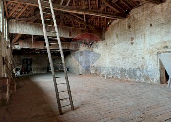 Magazzino / deposito - Locale Commerciale via Garibaldi
4, Vanzago - foto 32