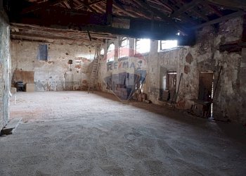 Magazzino / deposito - Locale Commerciale via Garibaldi
4, Vanzago - foto 34