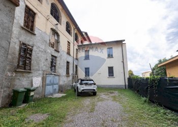 Cortile privato - Locale Commerciale via Garibaldi
4, Vanzago - foto 38