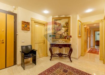 Hall / corridoio - Quadrilocale Via Vitantonio Di Cagno
 
6, Bari - foto 1