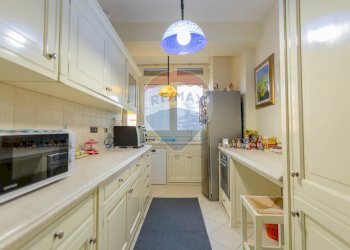 Cucina - Quadrilocale Via Vitantonio Di Cagno
 
6, Bari - foto 21