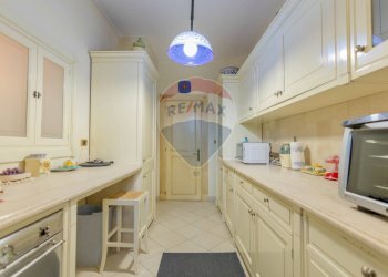 Cucina - Quadrilocale Via Vitantonio Di Cagno
 
6, Bari - foto 23