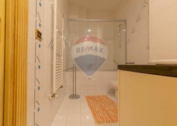 Bagno - Quadrilocale Via Vitantonio Di Cagno
 
6, Bari - foto 25