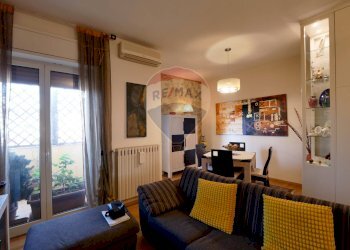 Sala da pranzo - Three-room apartment Via Papa Pio XII
 
1, Bitritto - photo 3