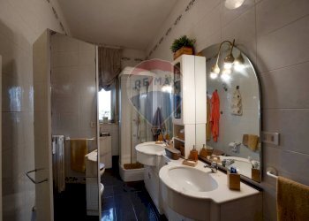 Bagno - Three-room apartment Via Papa Pio XII
 
1, Bitritto - photo 11