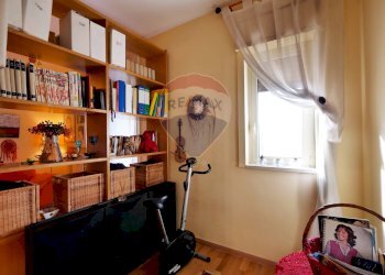 Ufficio - Three-room apartment Via Papa Pio XII
 
1, Bitritto - photo 14