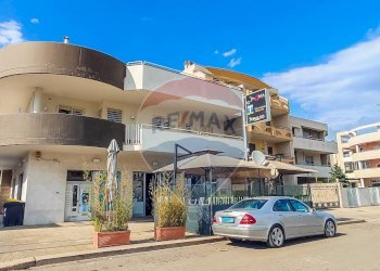 Edificio all\'aperto - Attività Commerciale Via Giuseppe Tatarella
 
14, Noicàttaro - foto 1