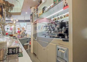 Cucina - Attività Commerciale Via Giuseppe Tatarella
 
14, Noicàttaro - foto 14