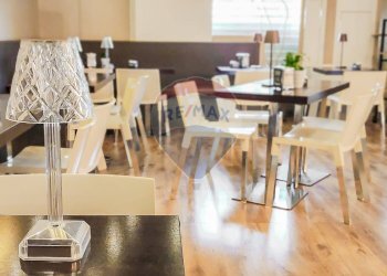 Sala da pranzo - Attività Commerciale Via Giuseppe Tatarella
 
14, Noicàttaro - foto 19